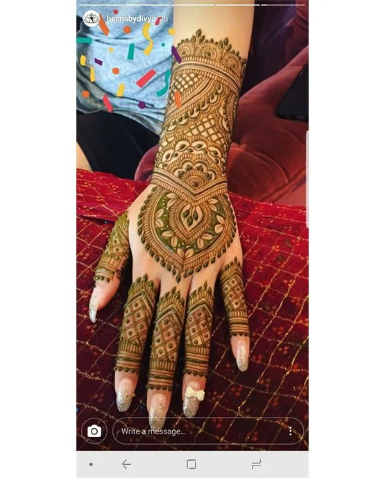 Graceful Mix Coverage Using Simple Full Hand Mehndi Design Graceful Mix Coverage Using Simple Full Hand Mehndi Design